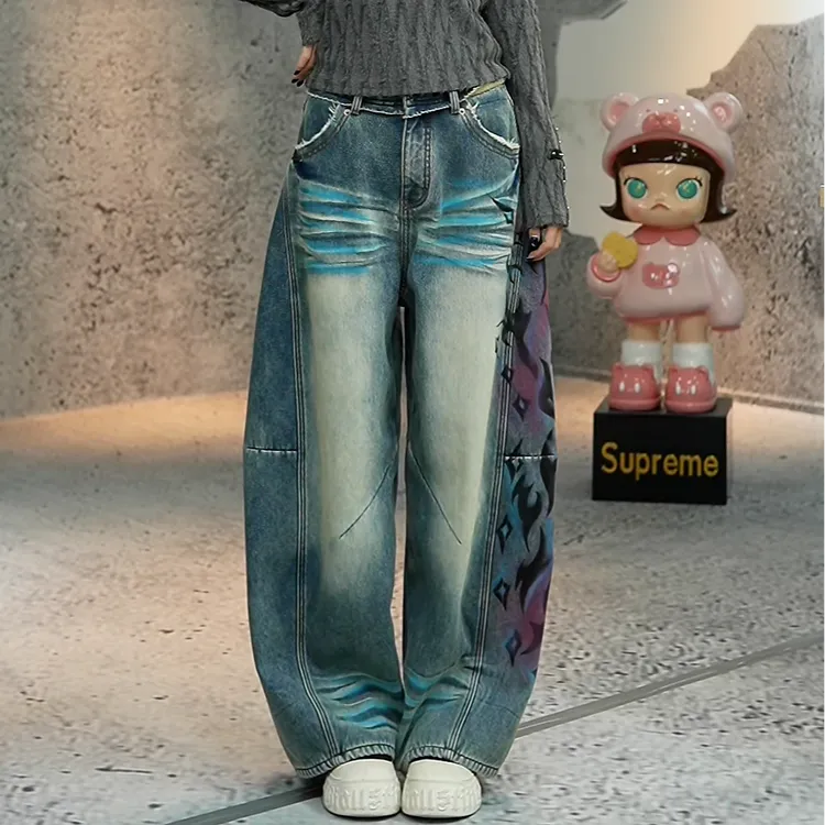 加厚绒2025冬季新款潮酷原创设计喷绘马骝弯刀牛仔裤女百搭裤子