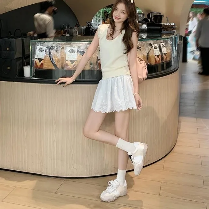 2025白色德训鞋内增高8cm丝光~内增高鸳鸯鞋带运动休闲鞋德训鞋