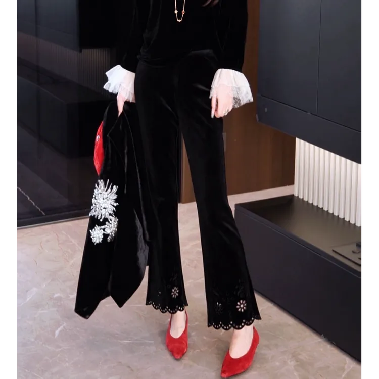 G. yantong/郭彦彤设计感加绒镂空微喇休闲裤奢风显瘦高级KZ123