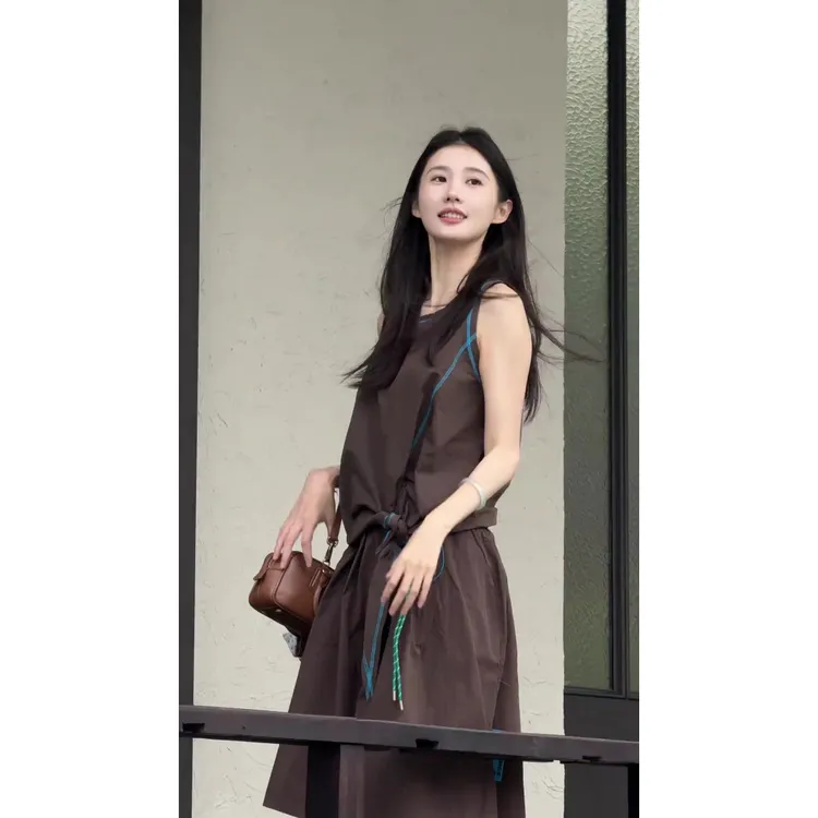 parkyeon高级感轻熟风咖色无袖背心上衣搭配工装休闲裤时尚套装