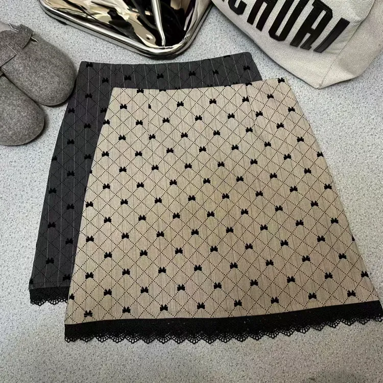 学院风A字半身裙 时尚洋气百搭显瘦气质高腰休闲女士