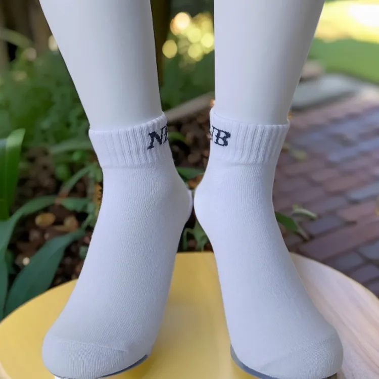 透气运动风男短筒女士男青少年速干运动袜吸汗户外舒适袜子跑步