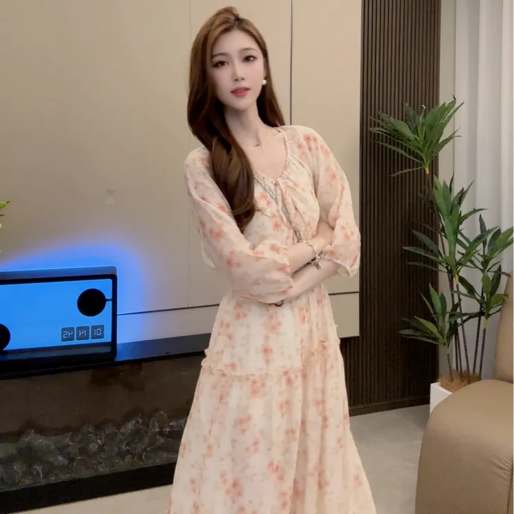 鹿百万设计款 国风印花中式甜美七分袖法式温柔风收腰连衣裙