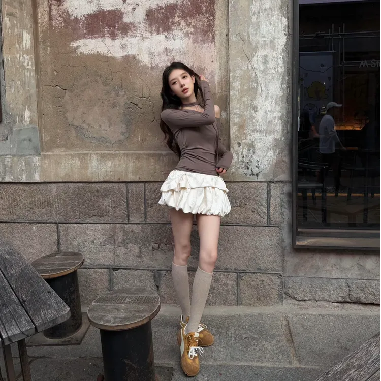韩系慵懒松弛感系带t恤套装女秋季新款修身斜肩上衣高腰显瘦短裙