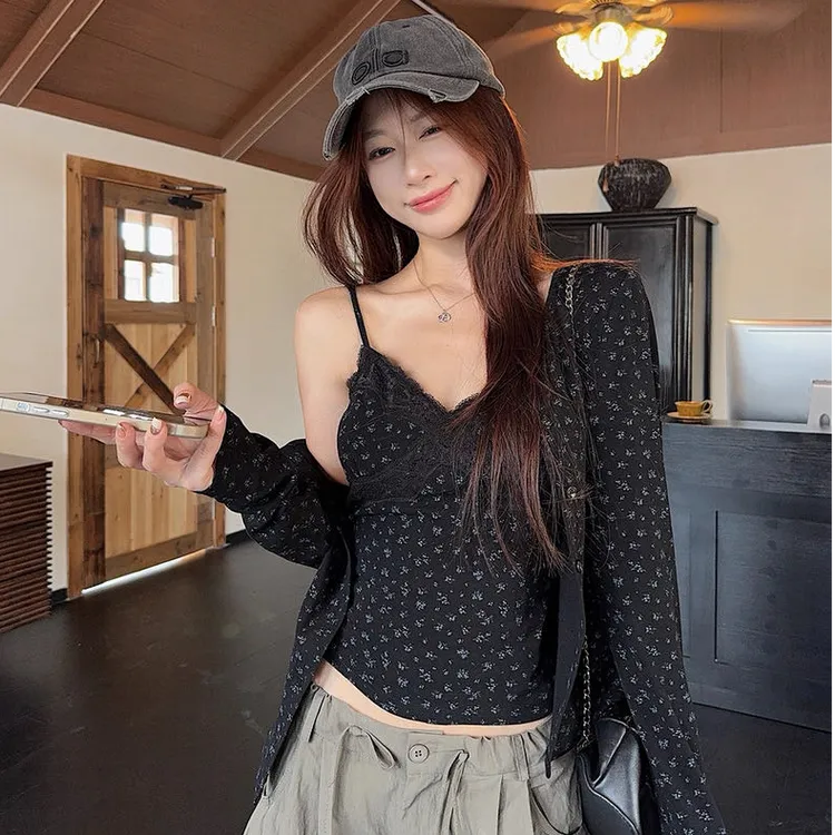 韩系蕾丝碎花辣妹风修身少女风纯欲风背心吊带洋气性感两件套