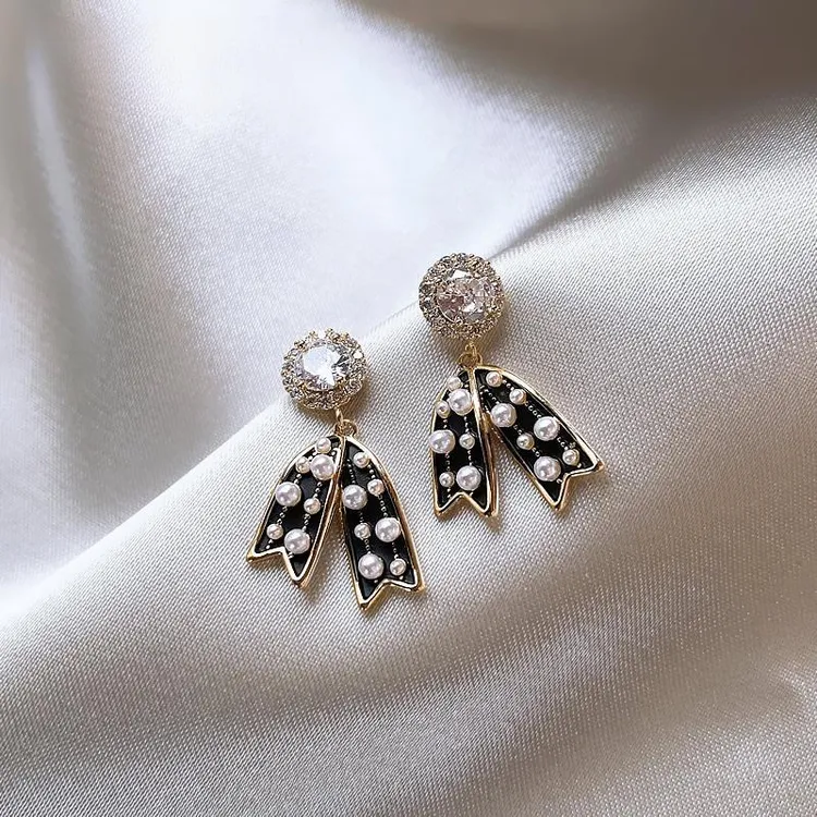 OLOIU 合金仿珍珠耳饰 蝴蝶结珍珠耳环轻奢小众独特耳钉气质耳饰