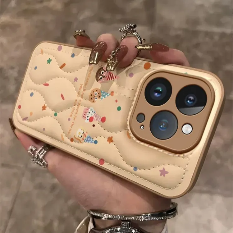 适用苹果17/16promax圣诞曲奇羽绒服新款手机壳小米17/15个性华为