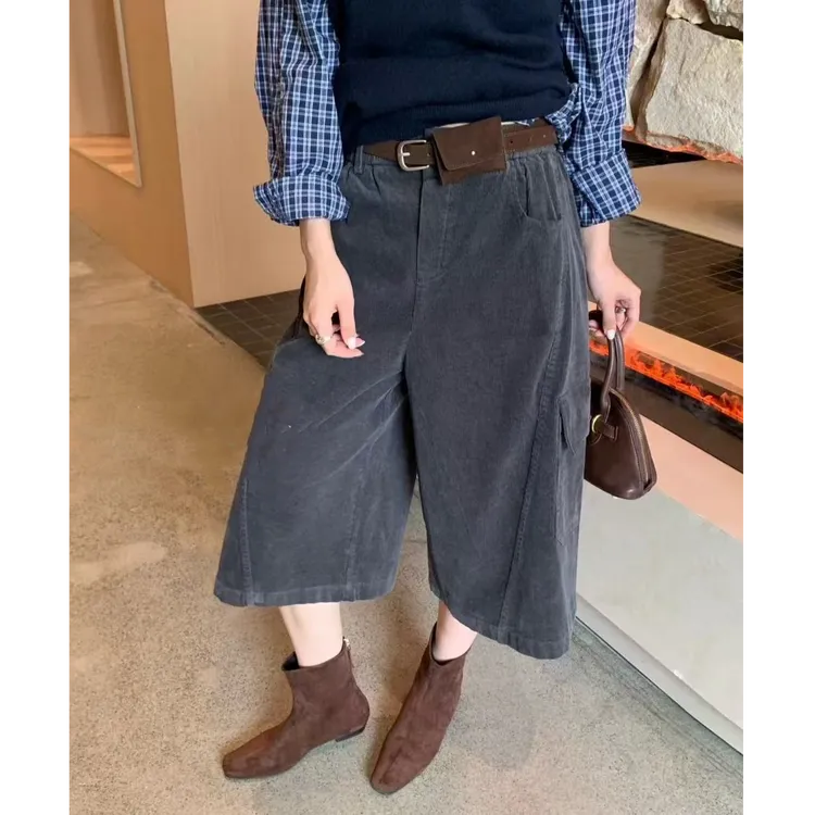 秋季复古灯芯绒口袋工装裤女宽松显瘦直筒阔腿裤慵懒休闲七分裤潮