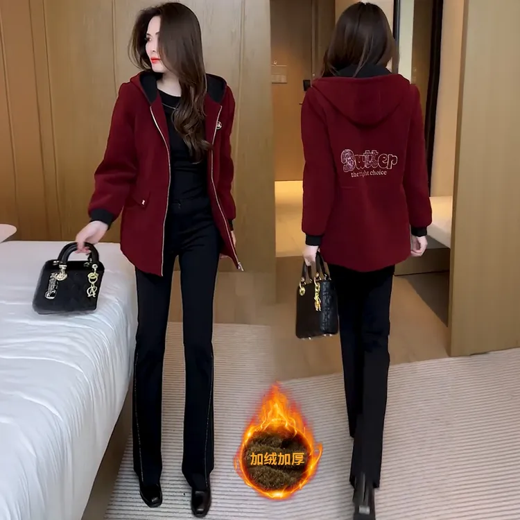 雅鹿时尚加绒短外套秋冬新款洋气设计感连帽减龄显瘦上衣