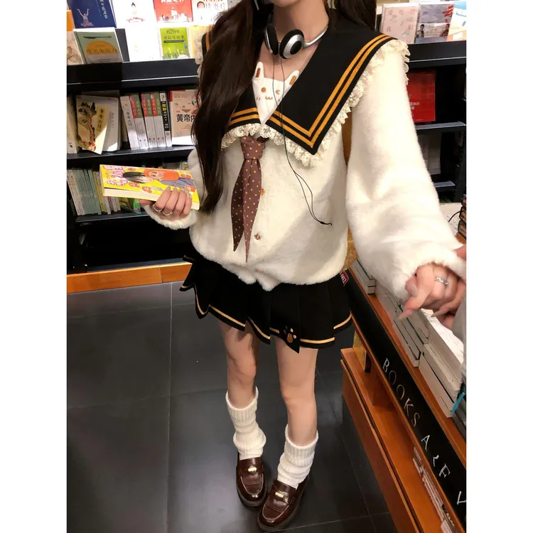银杏梦兔刊 冬季学院毛毛海军翻领显瘦上衣猫爪百褶裙时尚套装