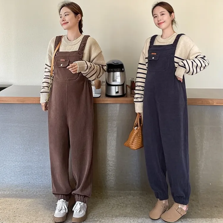 加绒加厚孕妇背带裤秋冬休闲宽松束脚裤遮肚显瘦大码吊带连体裤子