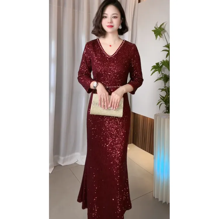 年轻轻奢喜妈妈婆婆婚宴敬酒服年会礼服亮片镶钻V领鱼尾裙连衣裙