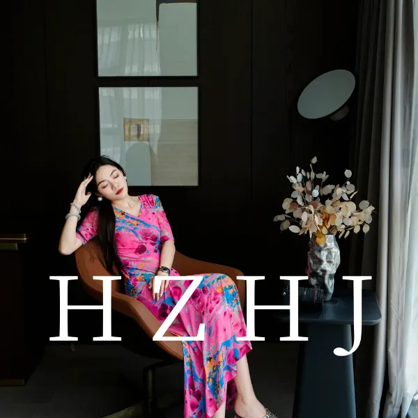 HZHJ新款原创设计师 粉色涟漪连衣裙复古显瘦轻奢高级感2024