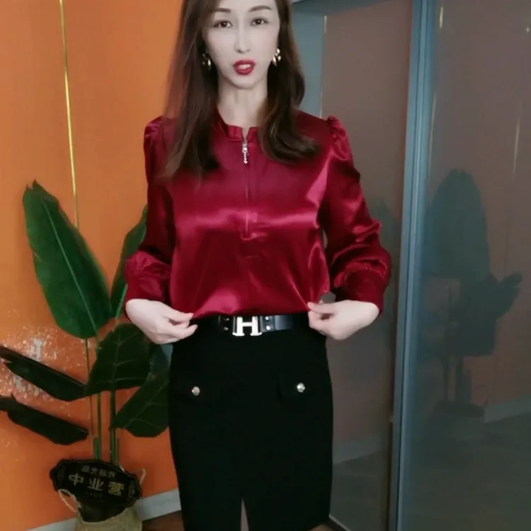 网红爆款小衫2024冬季修身显瘦小清新绝美女神范百搭上衣漂亮时尚