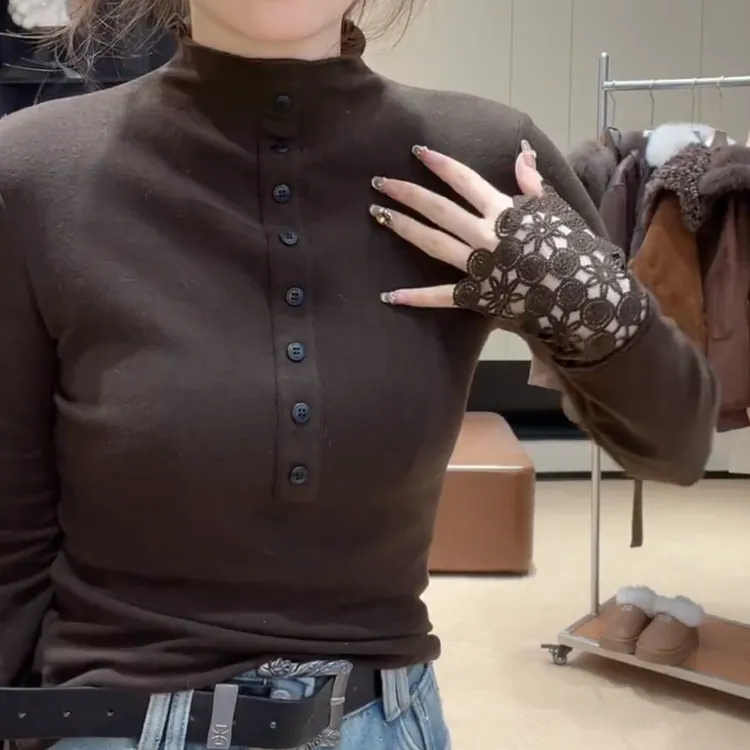 【迷幻】冬季半卷领纽扣手袖蕾丝镂空打底T恤上衣LK2508779