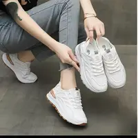 Z8908-透气网面老爹鞋子女夏季2025新款厚底轻便防滑休闲跑步