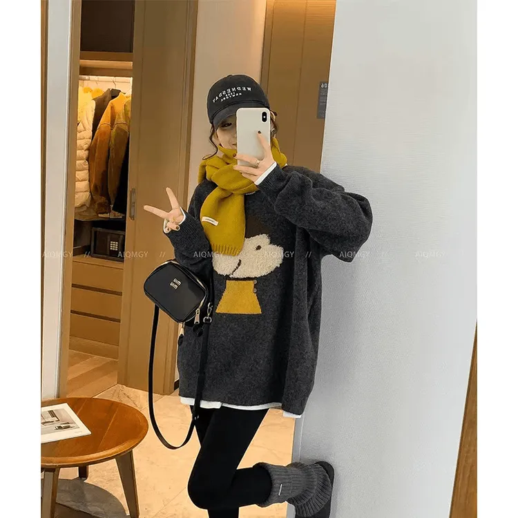 孕妇上衣秋冬季孕妇装慵懒卡通小狗毛巾绣圆领宽松针织衫孕妇毛衣