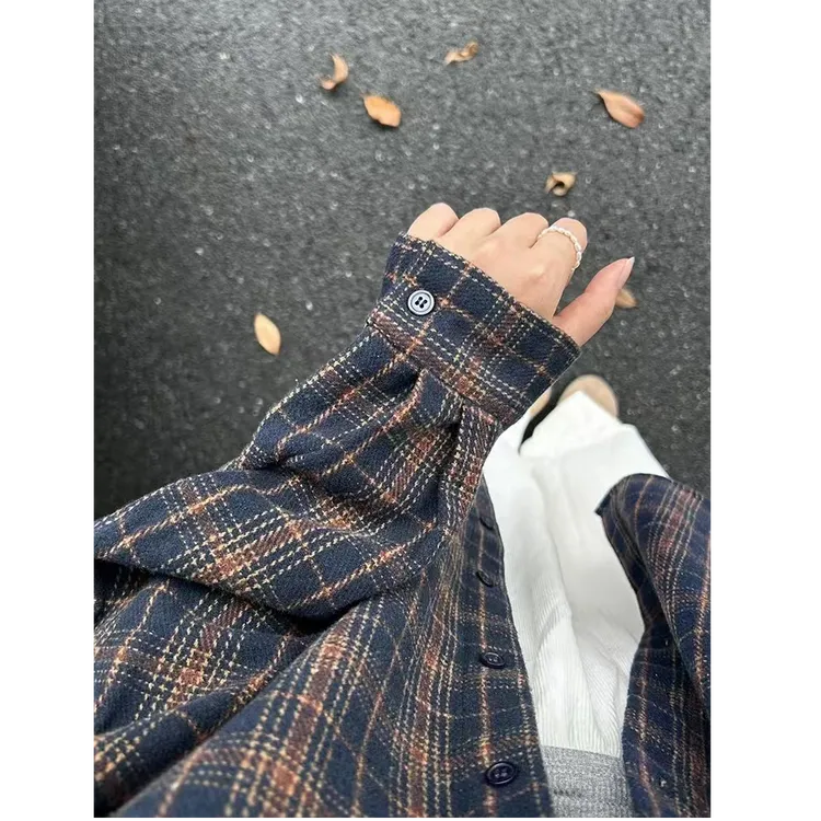 藏青色格子宽松衬衫外套女2025新款秋冬高级感轻奢减龄长袖上衣