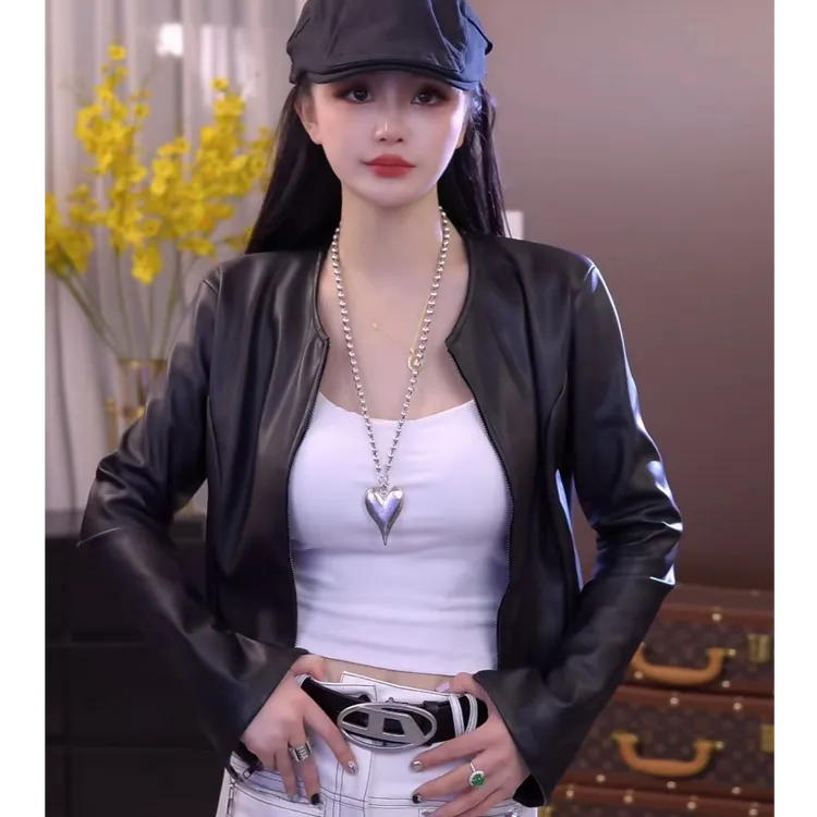 新款外套皮衣极简风韩版修身女装拉链黑色漆皮春秋