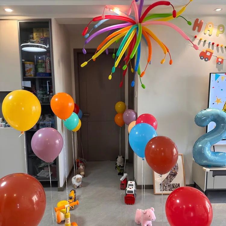 生日布置气球多巴胺彩色加厚长条气球生日派对场景布置拍照道具