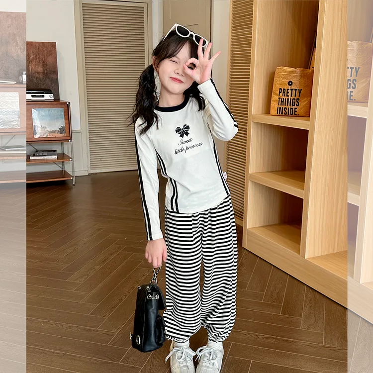 预售【超显瘦】2025新款女童5176长袖T恤秋季甜美女宝宝套头上上衣