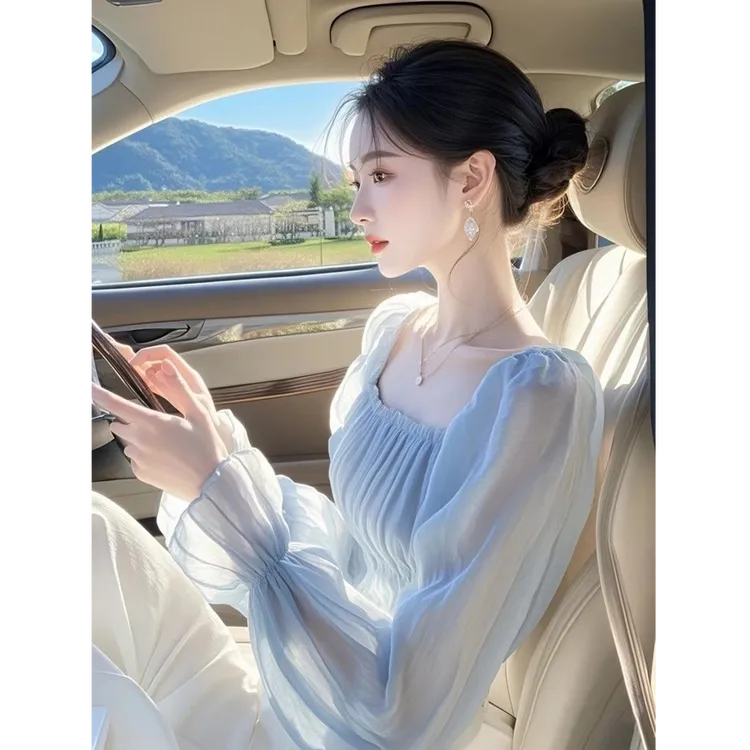 法式蓝色方领雪纺衬衫女2026春秋新款独特漂亮超好看小衫气质上衣