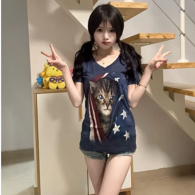 美国the mountain女士夏季V领萌猫萌宠印花修身显瘦打底T恤