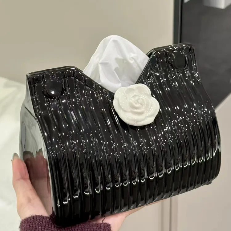 山茶花纸巾盒客厅高档轻奢高级餐巾盒创意小众小香风桌面家居饰品