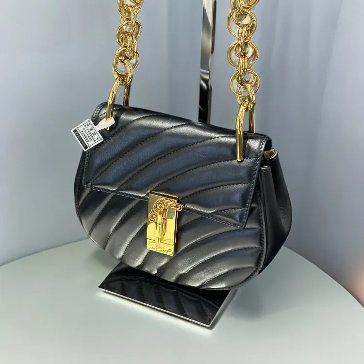 99新 Chloe/蔻依 CHLOE/蔻依 金属链条小猪包 黑金