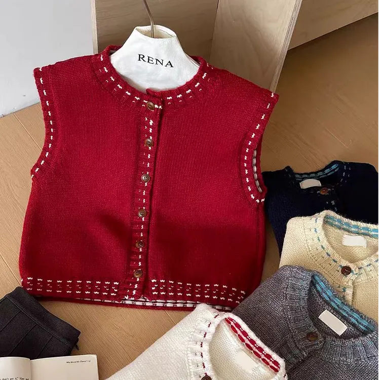 童装韩版纽扣红色针织马甲女童春秋新款无袖毛衣外套背心开衫叠穿