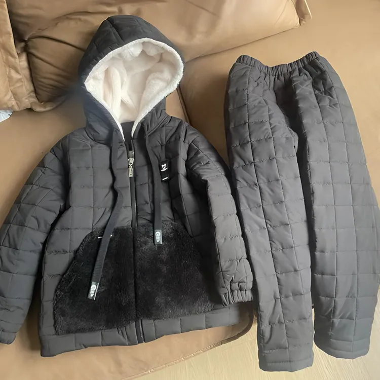 时尚韩版羽绒款儿童家居服男童睡衣连帽冬季加绒加厚冬款中童保暖