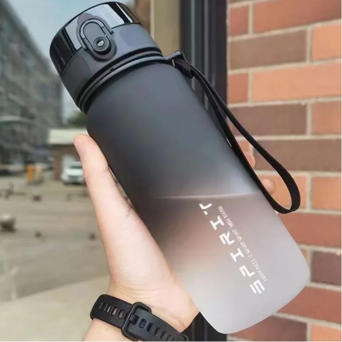 太空杯大容量运动水杯男随身杯女便携简约随手杯渐变色水杯高颜值