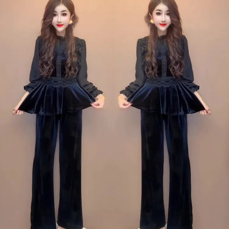高端网红爆款时尚套装女2025秋季新款轻熟风丝绒上衣+显瘦微喇裤