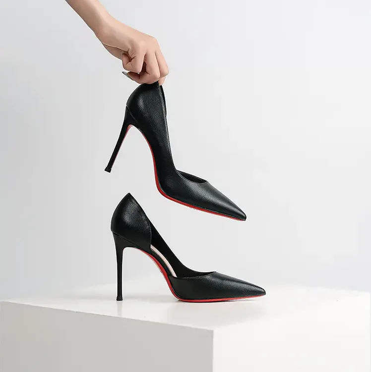 【羊皮】春秋2025年新款侧空尖头浅口红底高跟鞋时尚百搭细跟女单鞋