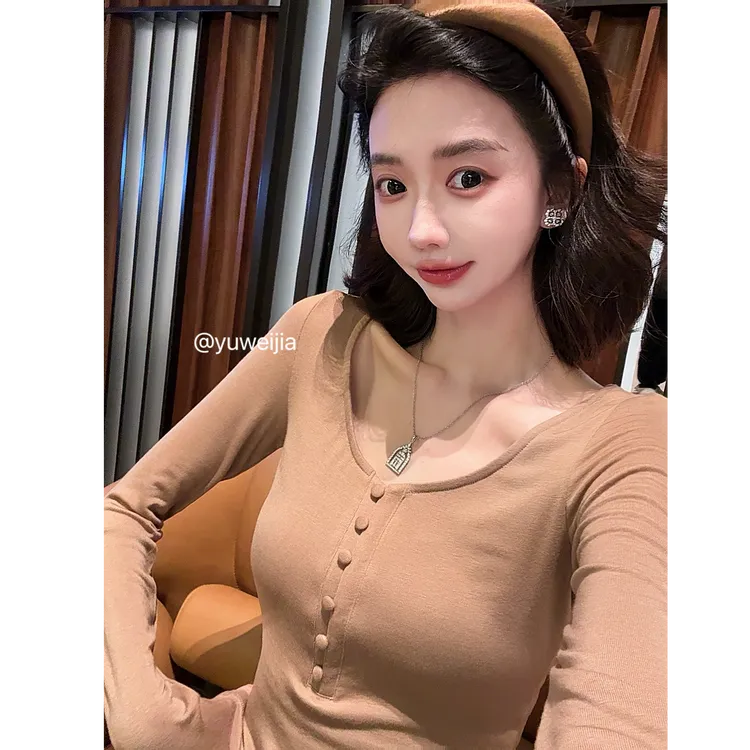 『GTYU』79%天丝17%羊毛  包扣大U领 修身显瘦显打底衫女长袖T恤衫