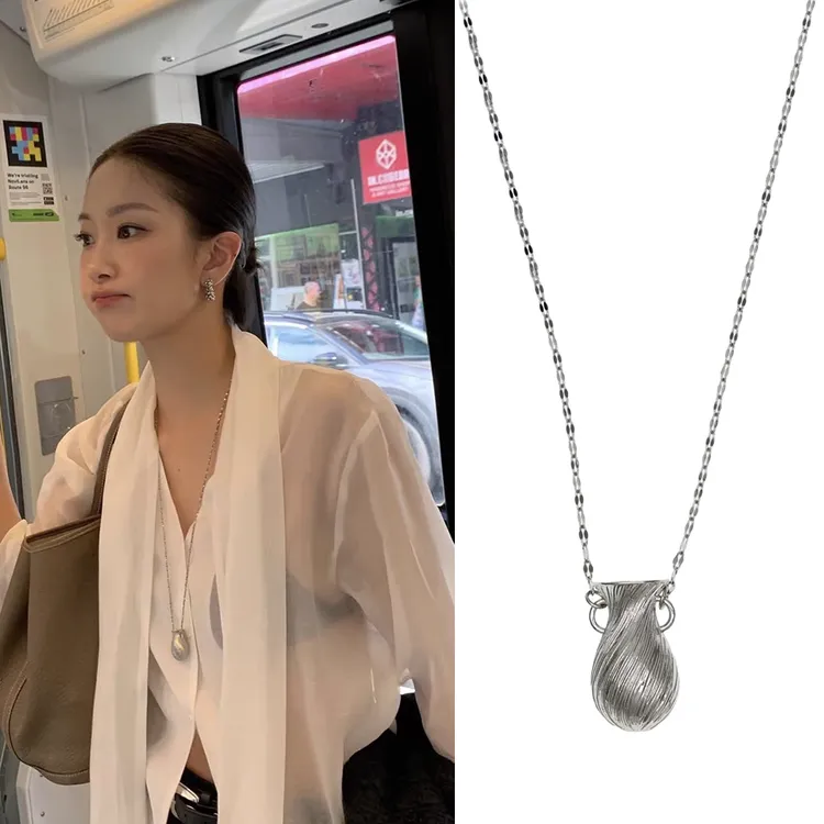 钛钢项链 韩国gyoere同款银色花瓶项链钛钢不褪色纹理长款毛衣链