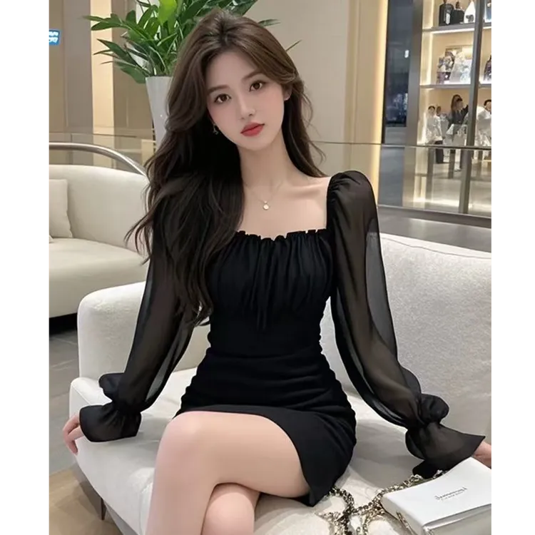 春季性感辣妹黑色方领长袖连衣裙女秋冬季修身显瘦网纱小黑裙短裙