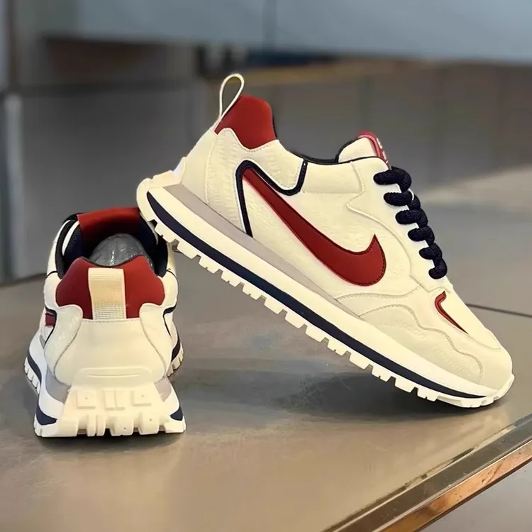 2025年冬季新款男士时尚舒适气质高级感潮流系带软底运动鞋休闲鞋