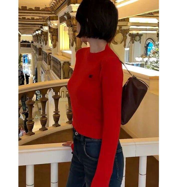 25Ss 新年短款 红毛衣女圆领洋气厚款法式 内搭套头刺绣羊毛衫