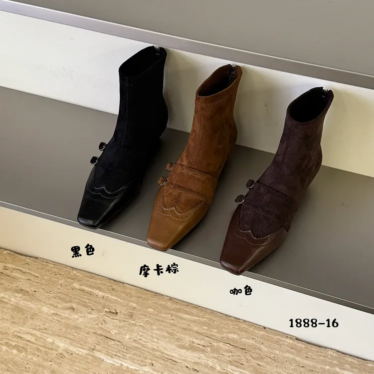 A1888-16 法式复古赫本风雕花拼接加绒瘦瘦靴低跟ins风