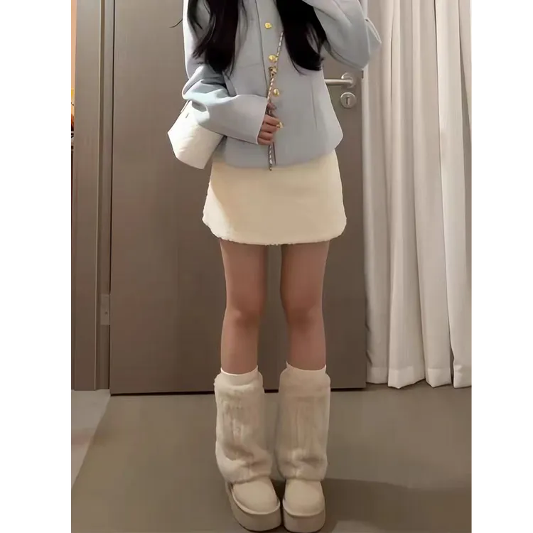 学院风柔软毛茸茸a字半身裙子冬季新款百搭高腰气质时尚包臀短裙