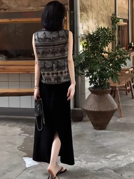 5866时尚新中式夏季新款洋气百搭印花无袖短款上衣休闲简约半身裙