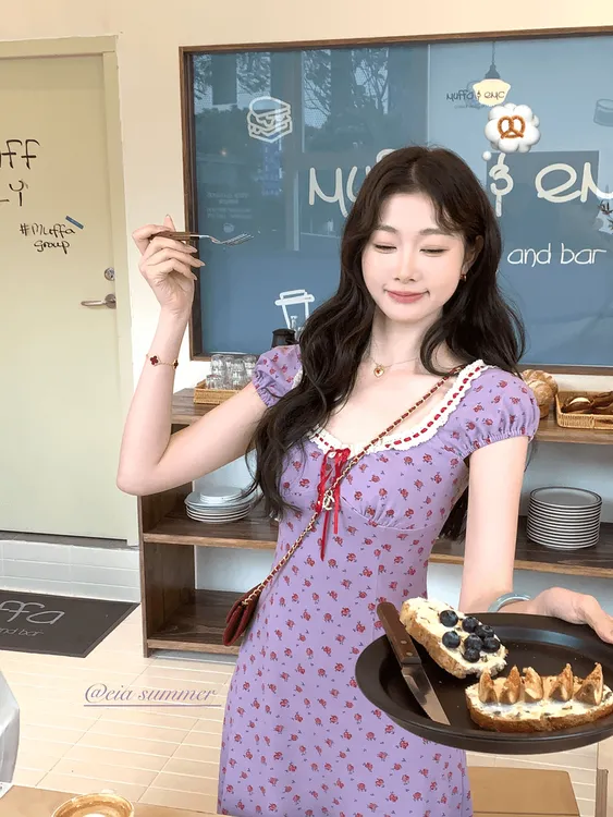 【香芋可露丽】韩版纯欲少女碎花连衣裙气质设计显瘦针织裙