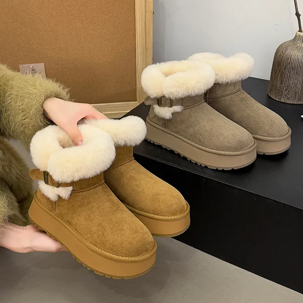 厚底雪地靴女冬季2025年新款时尚毛毛靴子短筒雪地棉加绒保暖棉鞋