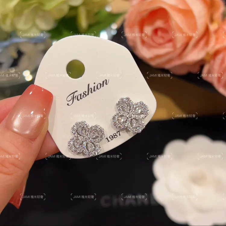 镀K金 Jami 满钻四叶花轻奢耳环精致优雅气质时尚百搭