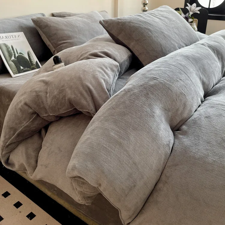 牛奶绒床上四件套秋冬季加厚法兰绒被套床单双面加绒宿舍床三件套