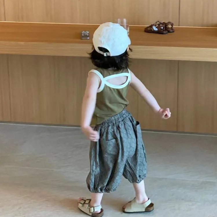 《小思家》女童2025夏季新款军绿色背心菱格气球裤套装