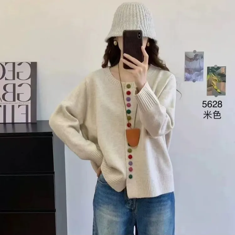 （大码针织女装）6032爆款秋冬新款女装彩扣开衫女款长袖时尚毛衣