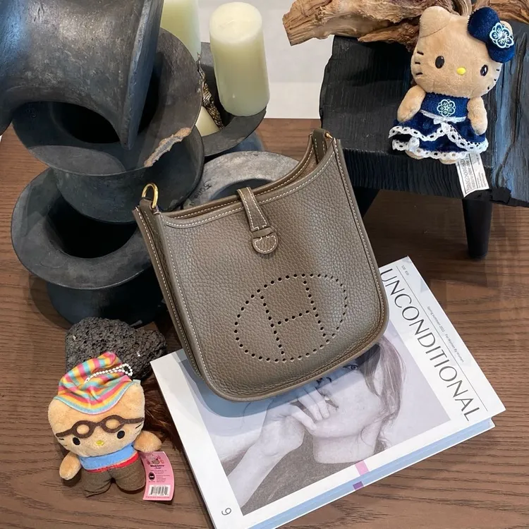 99新 Hermes/爱马仕 伊芙琳 18大象灰 金扣 99新 85960173
