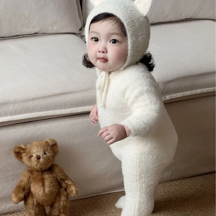新生婴儿春秋可爱小熊毛绒绒国连脚连体衣男女宝宝衣服超萌秋包脚